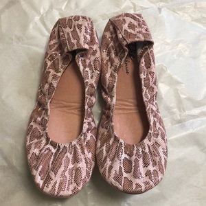 NEW THE STOREHOUSE LE FLATS SIZE 10